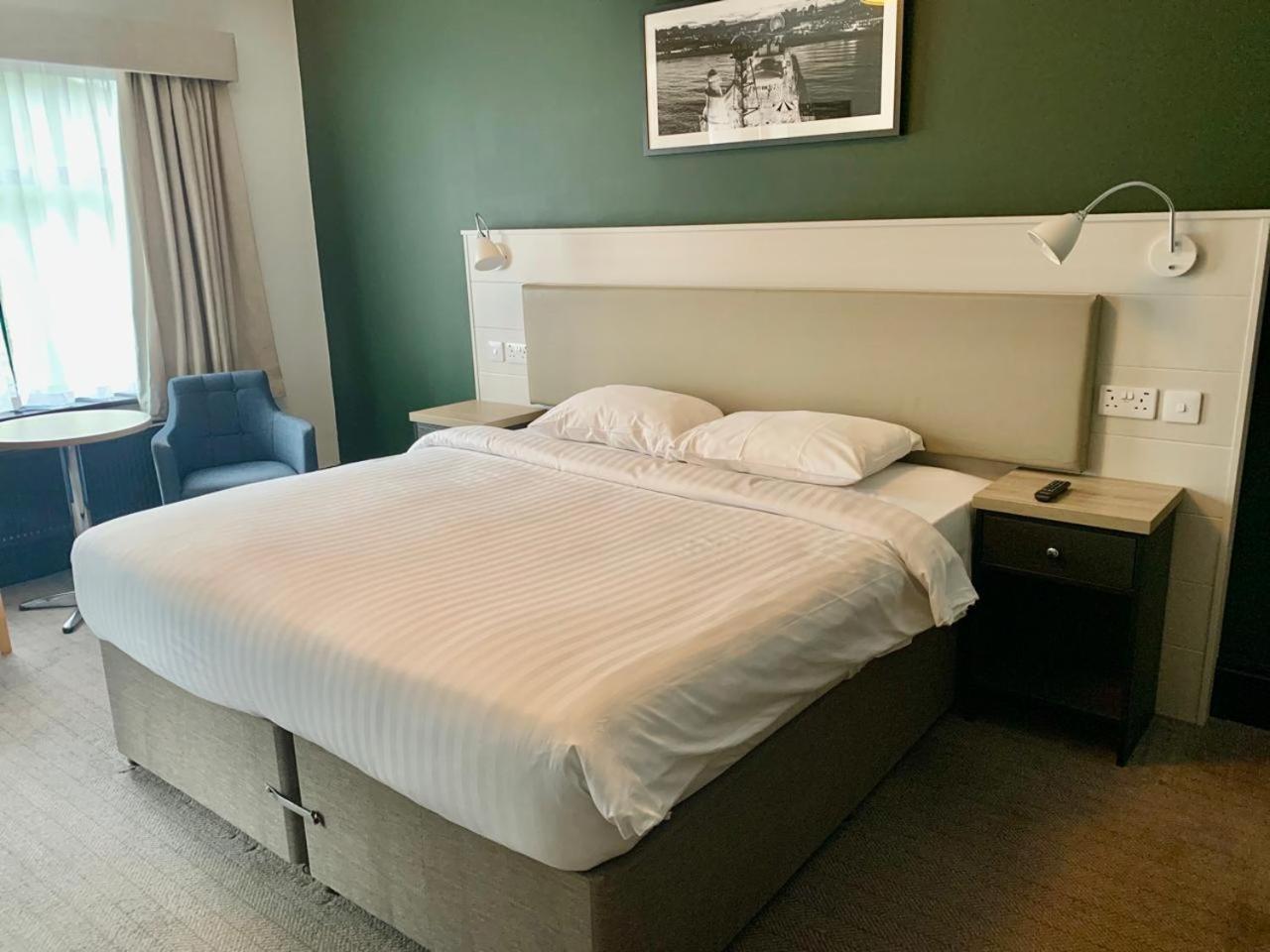 Park Inn By Radisson Bournemouth Dış mekan fotoğraf